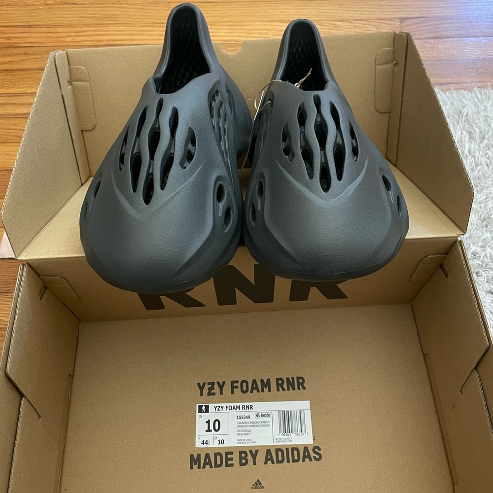 Yeezy Foam Runner RNR - Picture 7 of 14